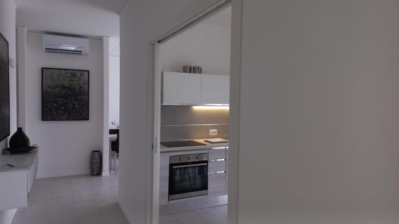 La Pervinca Apartments Malcesine Bagian luar foto
