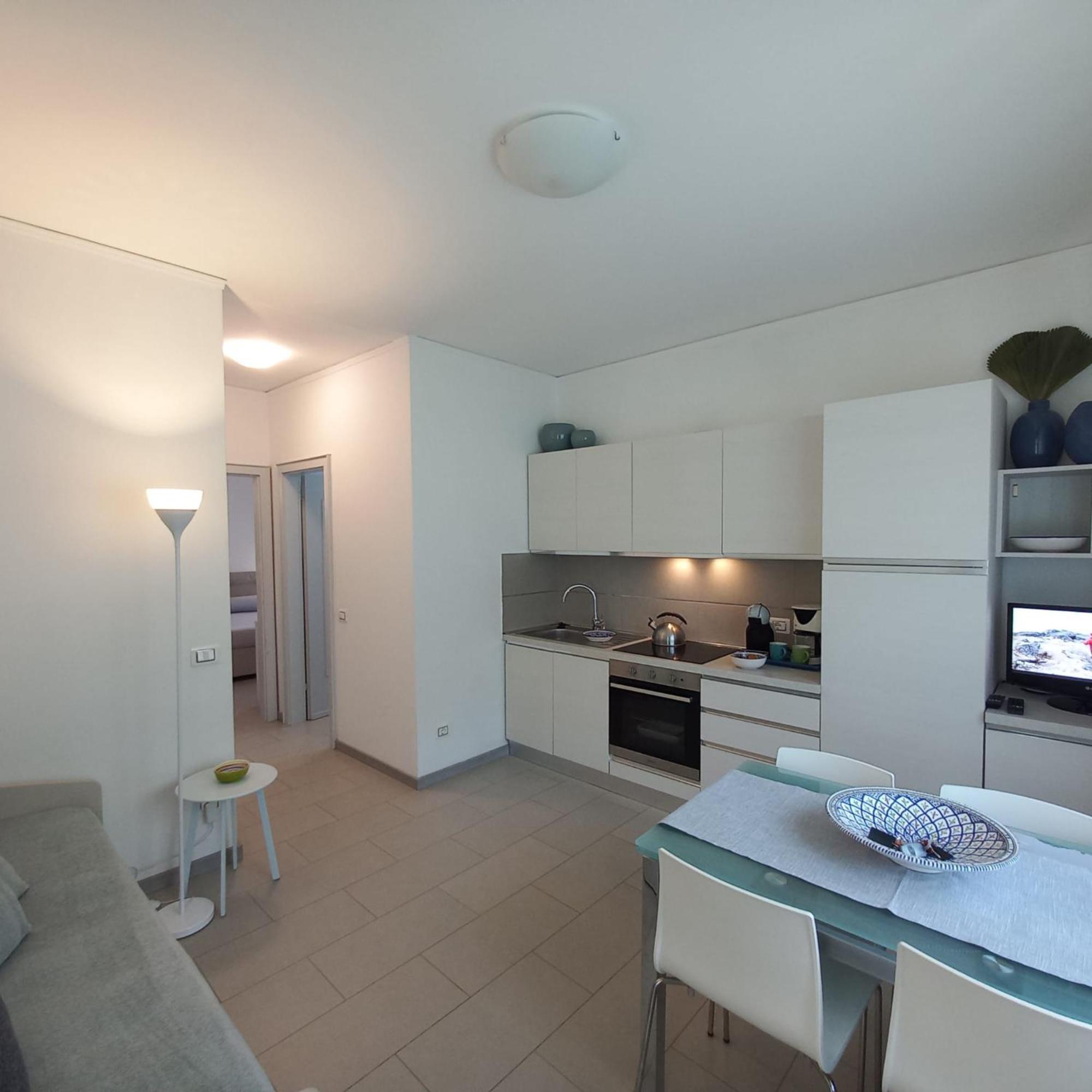 La Pervinca Apartments Malcesine Bagian luar foto